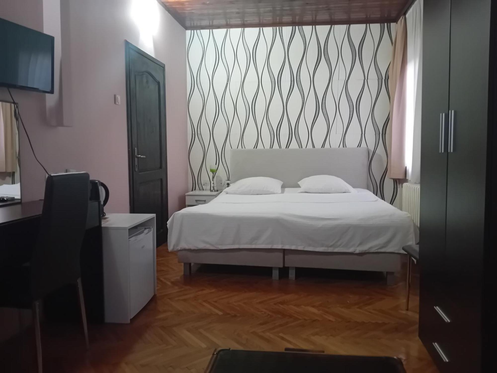 Hotel Vila Silia Skopje Zewnętrze zdjęcie