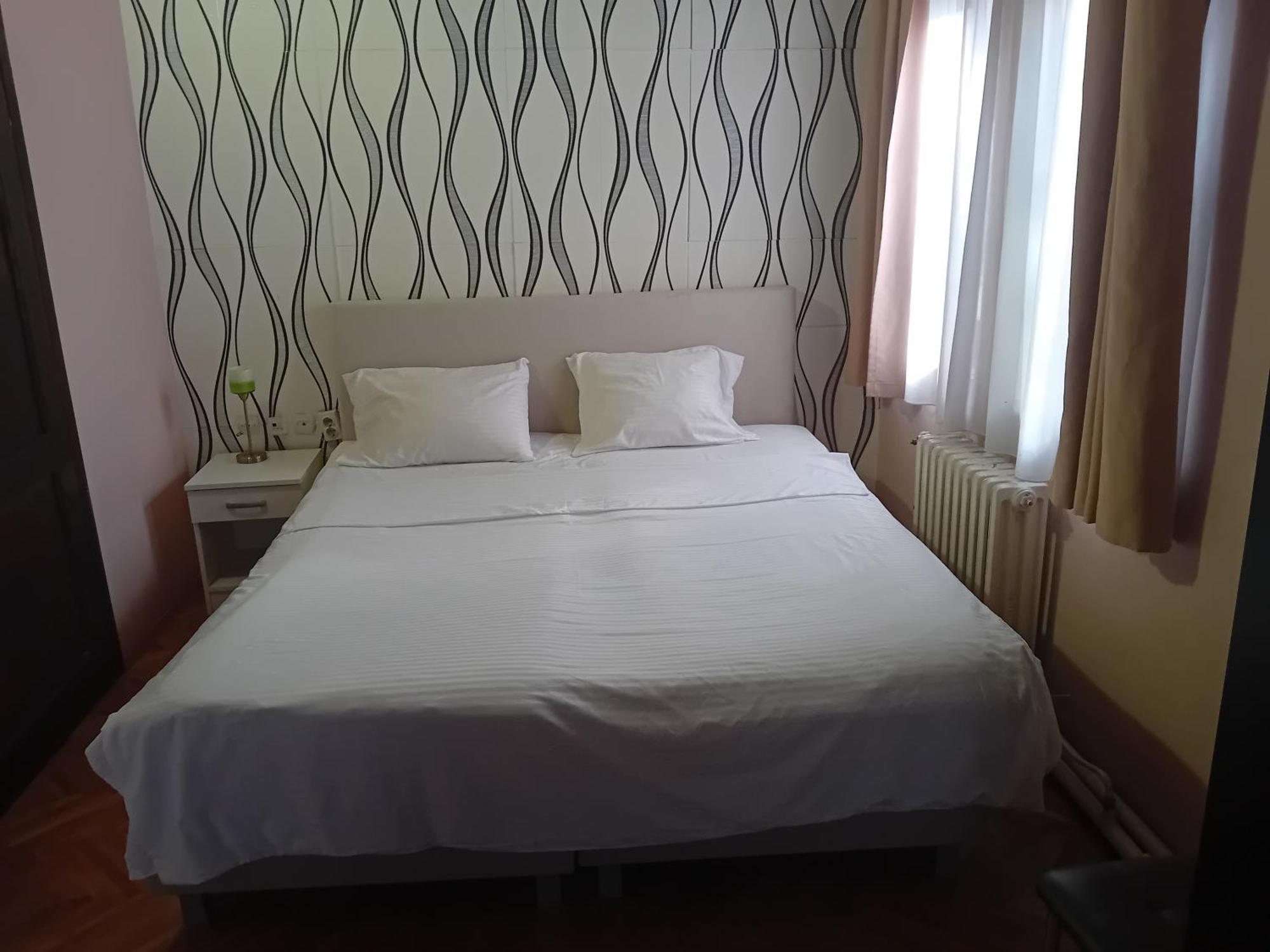 Hotel Vila Silia Skopje Zewnętrze zdjęcie